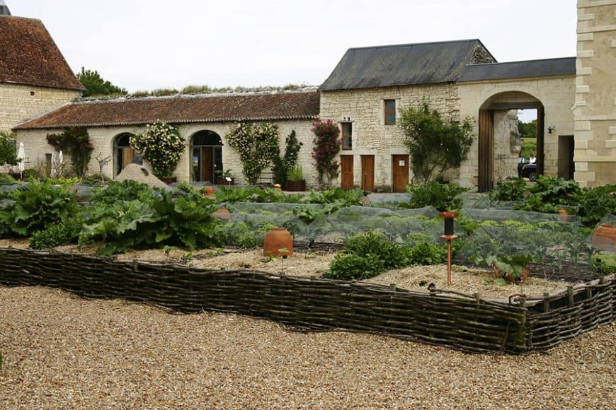 jcomjardin-jardin-medieval Styles de jardins - jardin médiéval avec ses carrés potagers